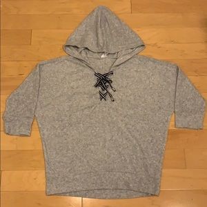 Cable & Gauge 3/4 length terry cloth hoodie XS